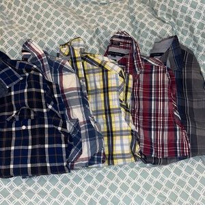 5 plaid Tommy Hilfiger button downs size large